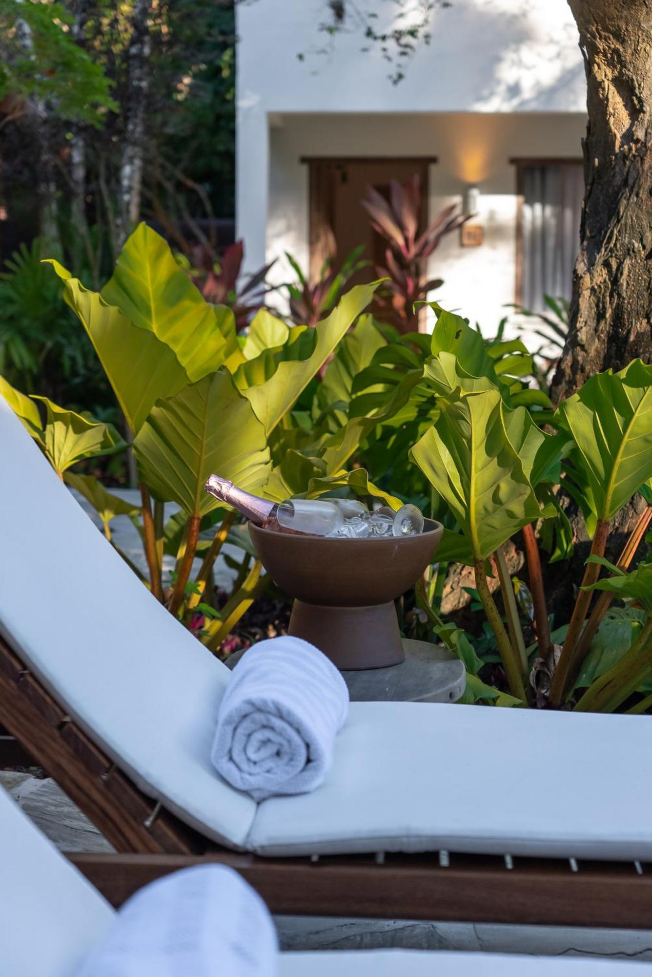Hotel Vila Sao Joao Транкозу Экстерьер фото
